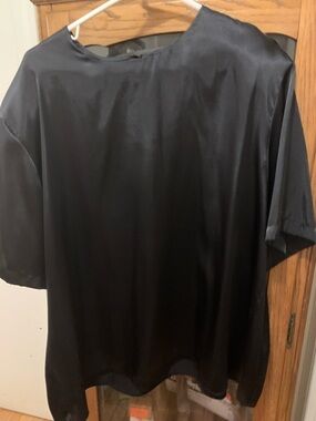Southern Lady Black Satin Short-Sleeve Shirt